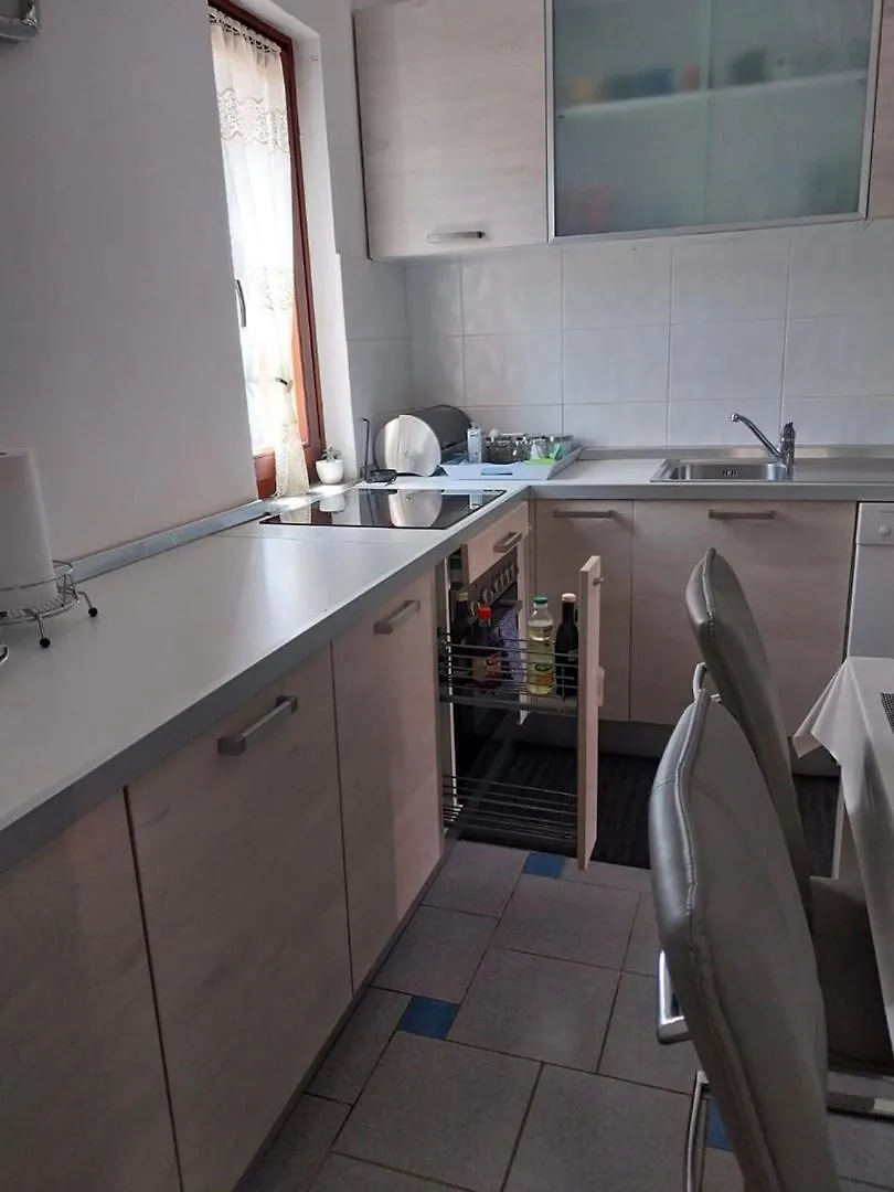 Apartment Mass Umag 0*,